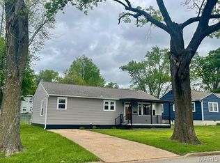 27 Moore St, Farmington, MO 63640
