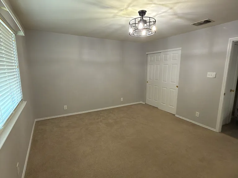 6106 Vance Jackson Rd #57 — Photo 13