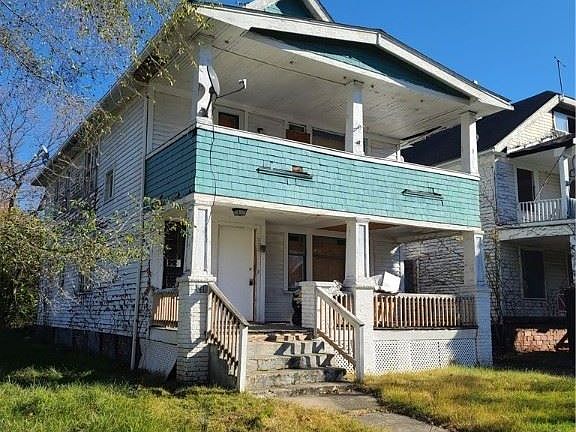 2nd image of 631 E 130th St