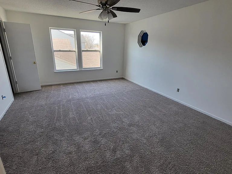 10359 Kensington Way — Photo 7