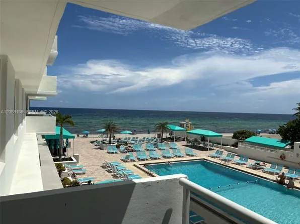 3725 S Ocean Dr, Hollywood, FL