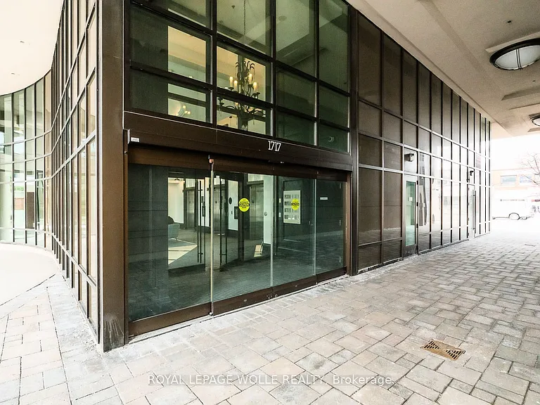 1717 Avenue Rd #307 — Photo 31
