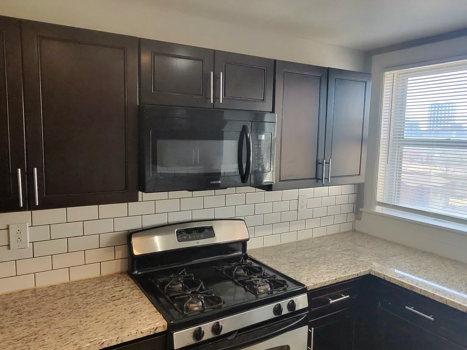 2 bed, $1,550 — Photo 1