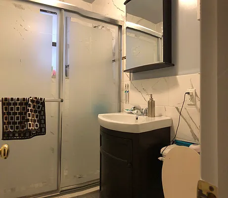 Rented by Citi Living Solutions | media 27