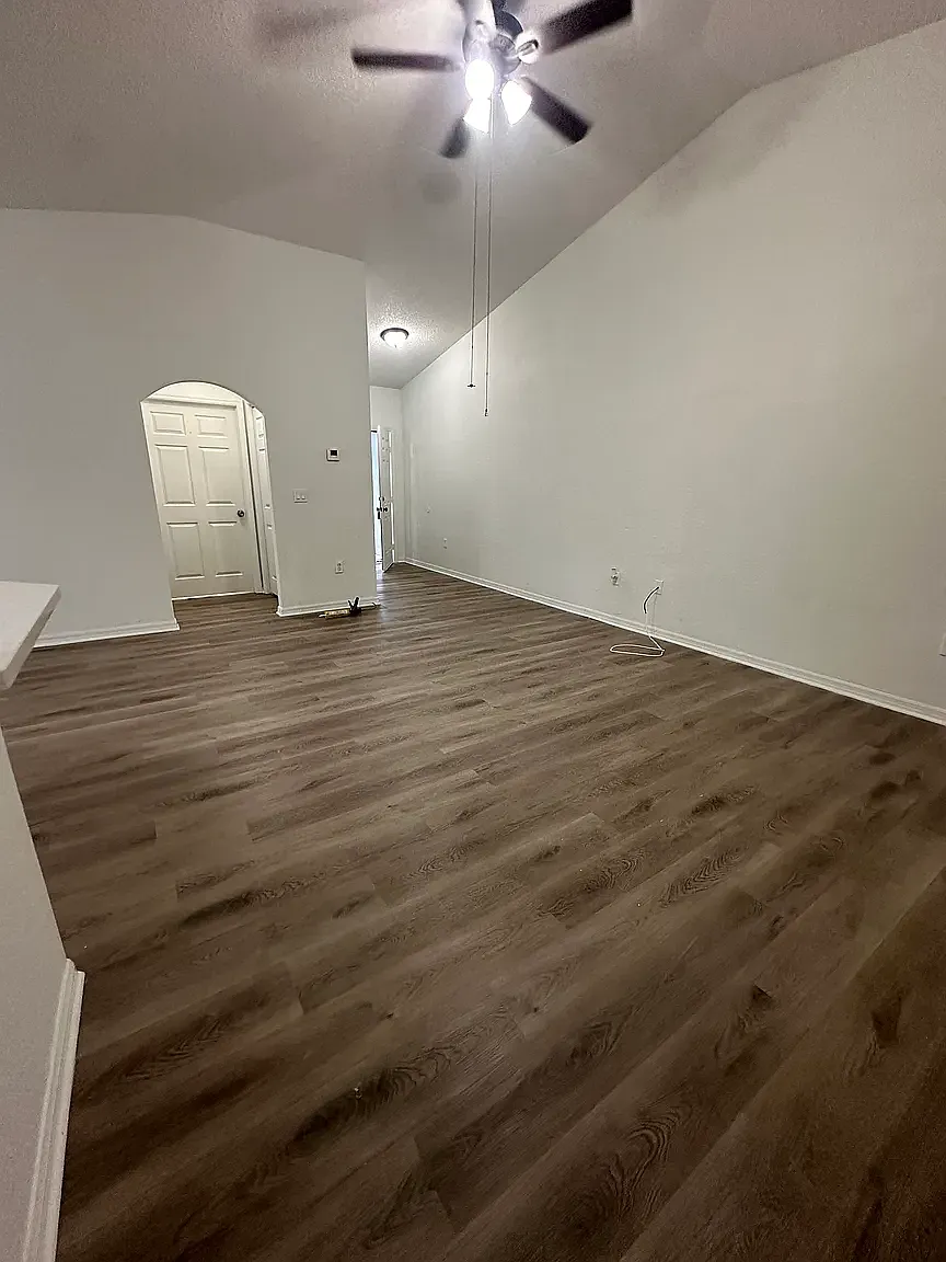 Building Photo - 2661 Landover Blvd #2661