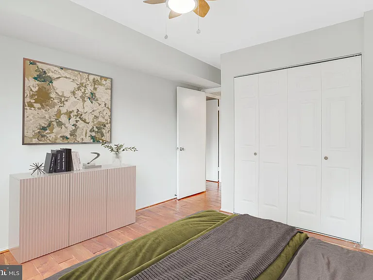 3240 S 28th St #303 — Photo 12
