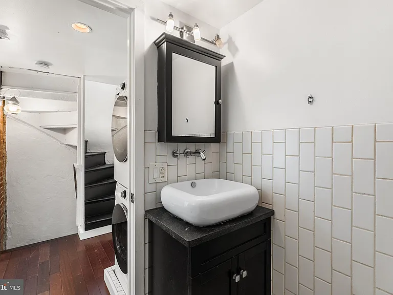 9 Bristow Pl — Photo 16