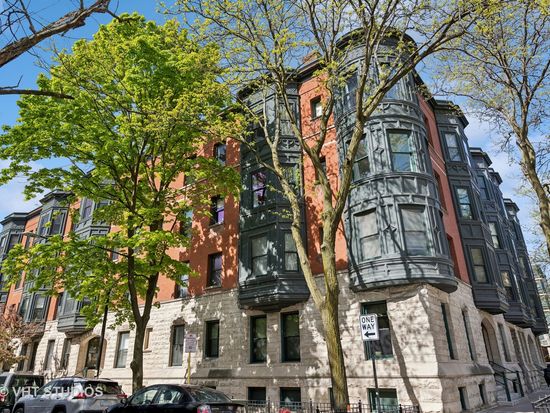 2354 N Cleveland Ave APT 3, Chicago, IL 60614