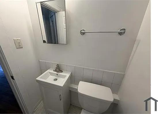 7957 S Ellis Ave — Photo 6