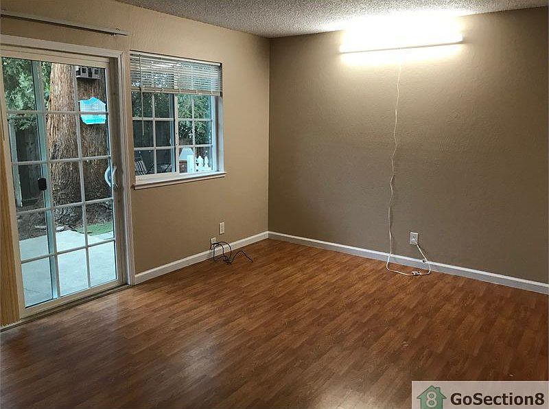 1st image of 1253 Branham Ln