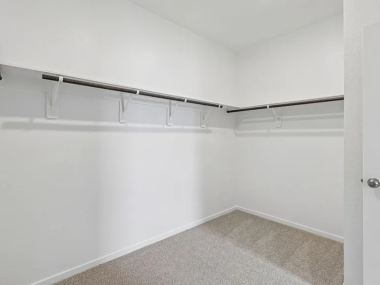 4215 Pine Springs Ct — Photo 30