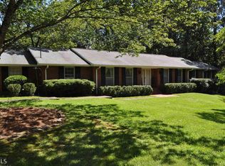 908 Lakewood Dr, Lagrange, GA 30240