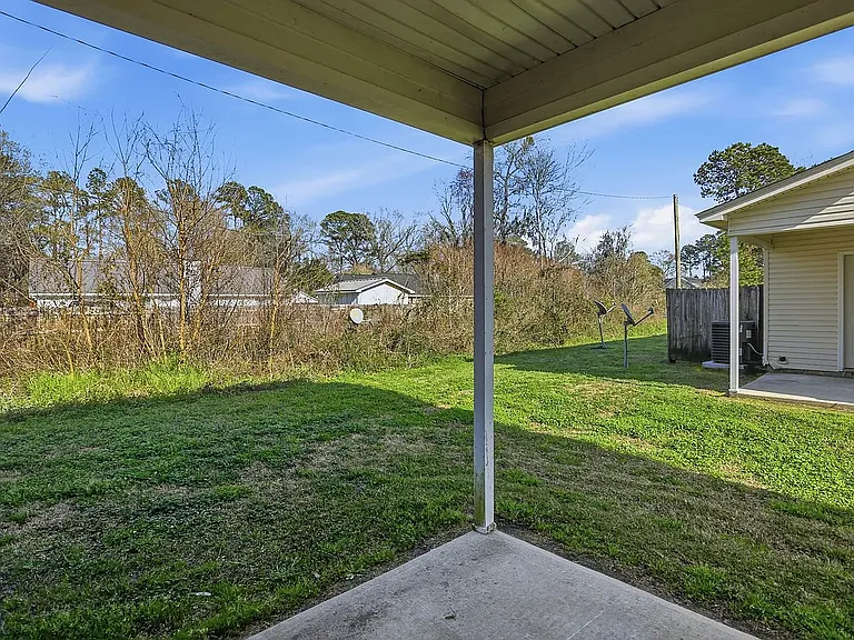 4056 Cedars Pkwy #B — Photo 12