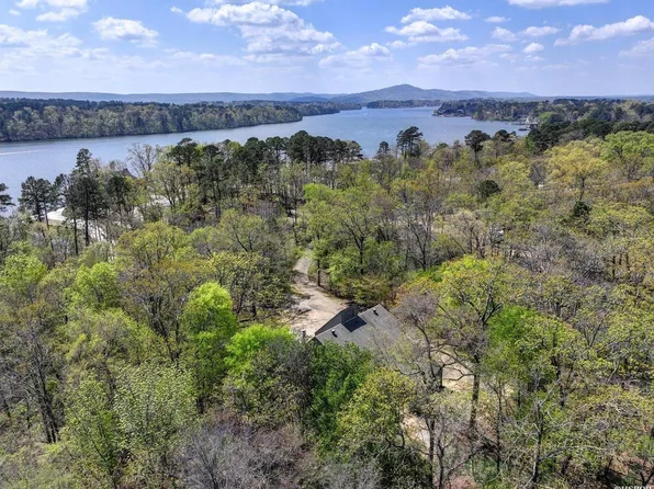 Penbay Pl, Hot Springs National Park, AR 71901