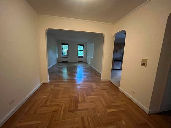 4th image of 3017 Riverdale Ave APT 2K
