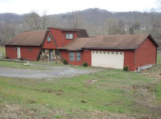 364 Little Buffalo Rd, Gassaway, WV 26624