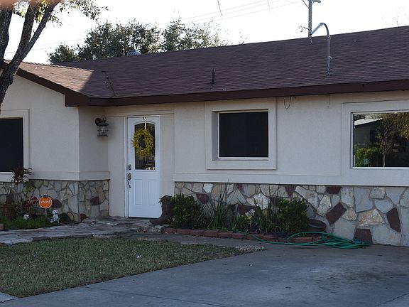 3rd image of 408 Lindenwood Dr