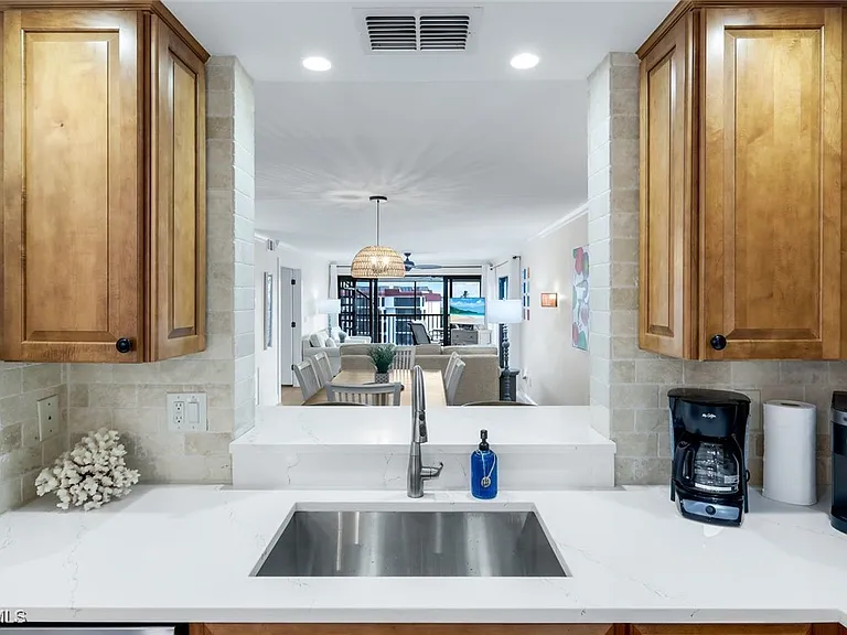 2445 W Gulf Dr #47B — Photo 15