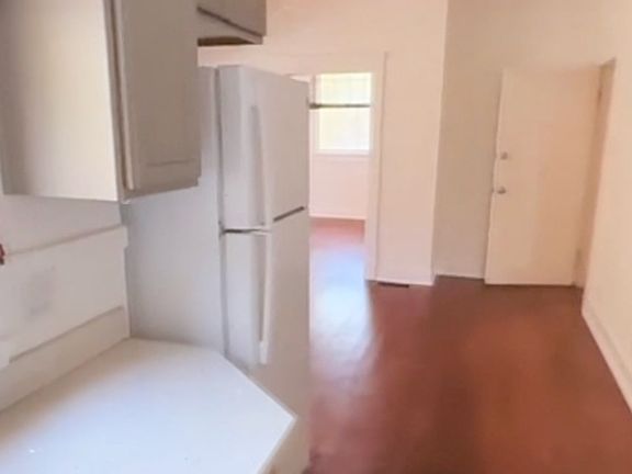 2nd image of 5018-1B Loyola Ave #2