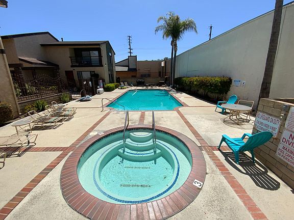 3rd image of 23991 Ocean Ave APT 7