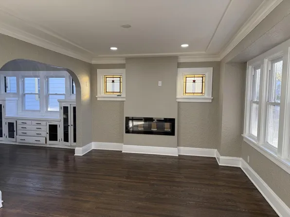 4048 North 17th STREET #4050, Milwaukee, WI 53209