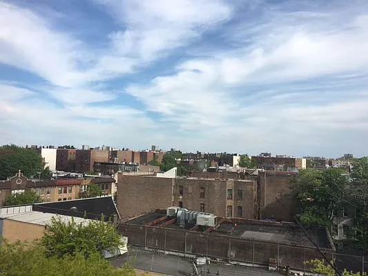 Rented by Smart NY Realty LLC | media 14