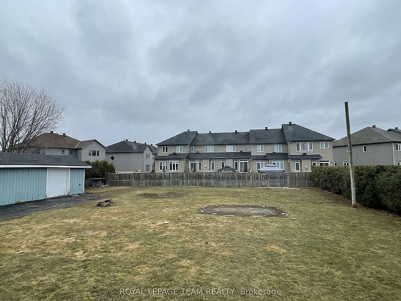Ottawa House for rent - 3 Bedrooms — photo 10