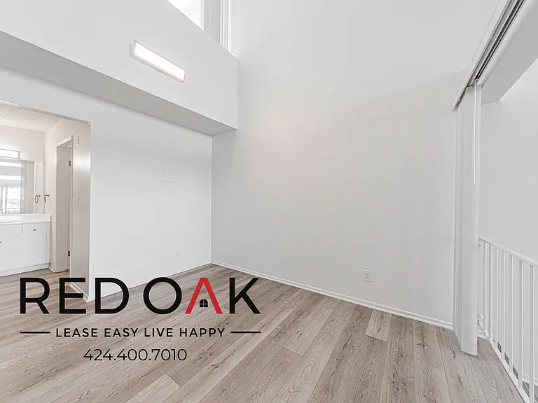 8309 Cedros Ave #308 — Photo 9