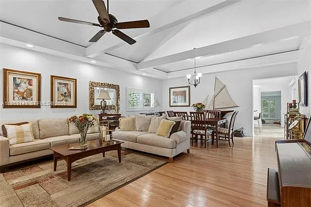 7801 SW 58th Ave — Photo 2