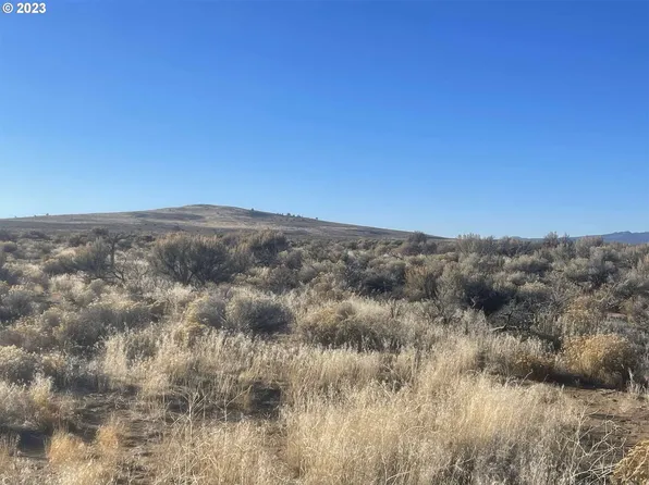 Rock House Rd #300, Christmas Valley, OR 97641