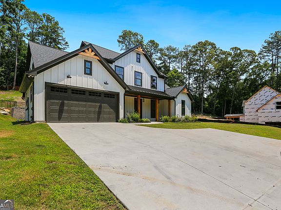 2nd image of 3609 Centerville Rosebud Rd