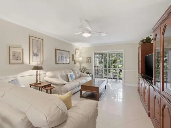 2615 NE 1st Court #106, Boynton Beach, FL 33435