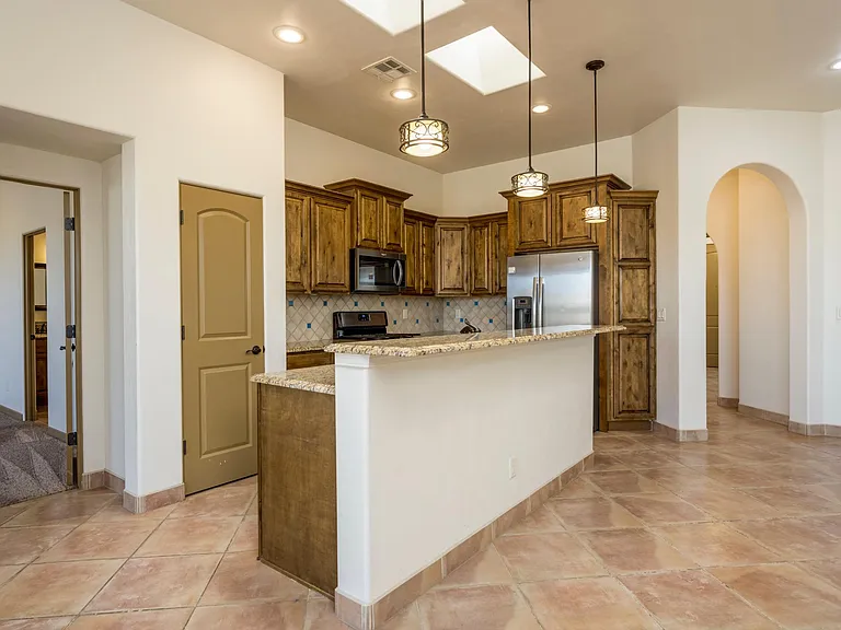 3685 Santa Marcella Ave — Photo 10