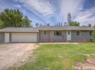 9470 E Fulton St, Ada, MI 49301