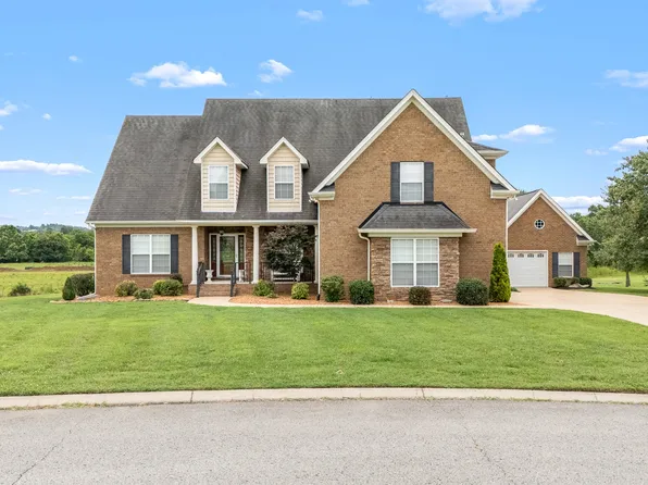 120 N Point Cir N, Shelbyville, TN 37160