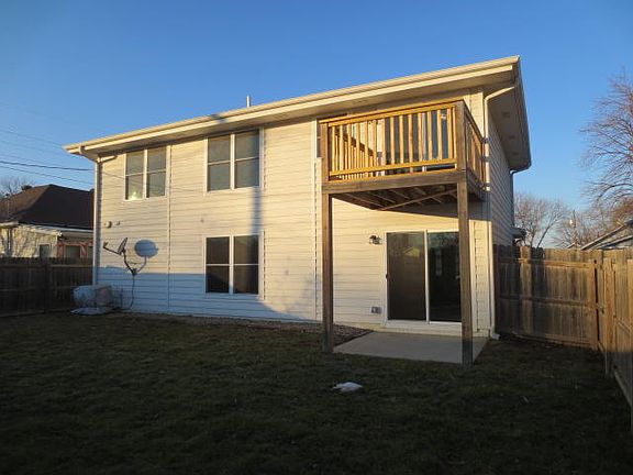 3rd image of 2825 4th Ave