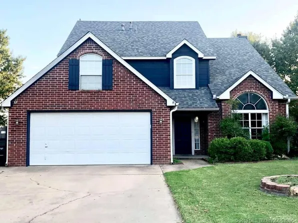 8802 N 136th Ave E, Owasso, OK 74055