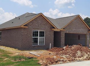 27380 McKenna Dr, Athens, AL 35613