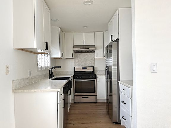 4th image of 617 N Mar Vista Ave APT 3
