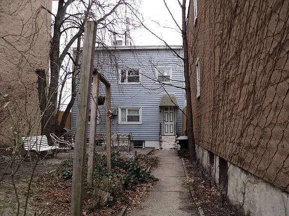 Building Photo 4
