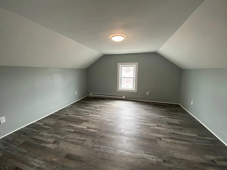 196 Main St #2 — Photo 18