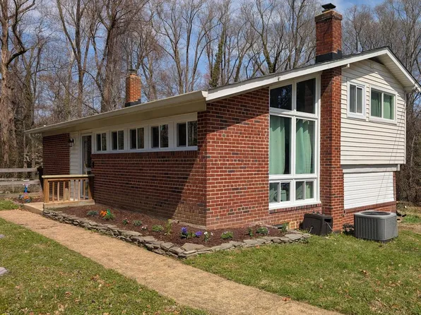 207 1st St, Annapolis, MD 21401