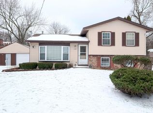 1860 Rosemont Ave SE, Grand Rapids, MI 49506