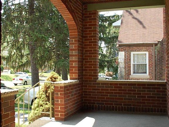3rd image of 3979 Janett Ave