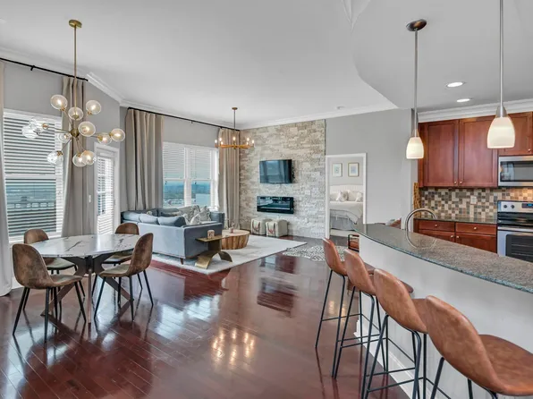 601 Main St APT 527, Columbia, SC 29201