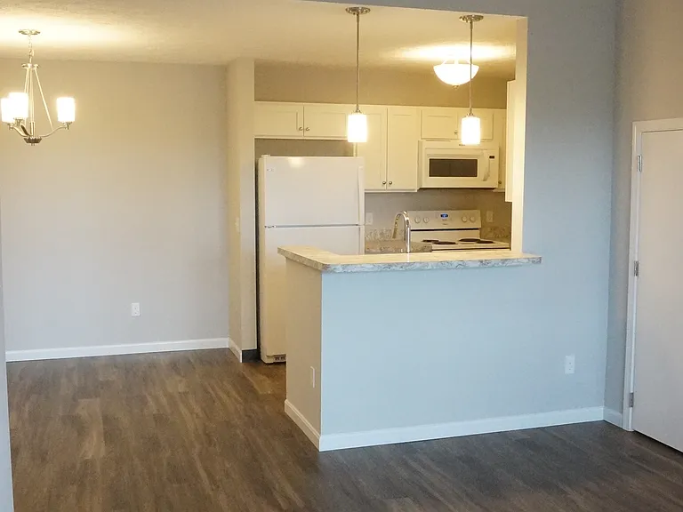 Aquamarine Apartments — Photo 51