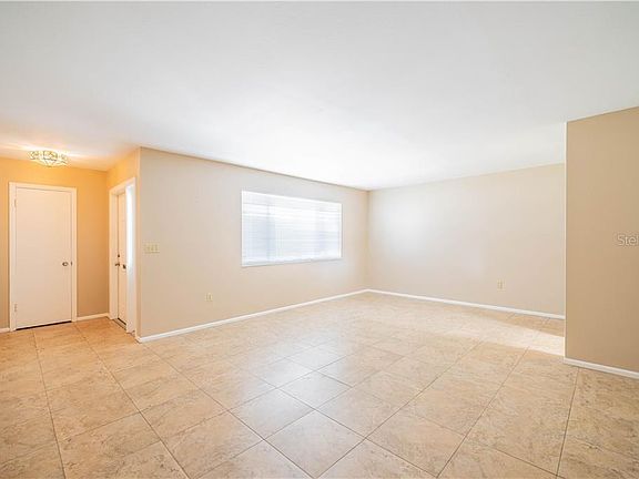 4th image of 1401 Seton Hall Dr