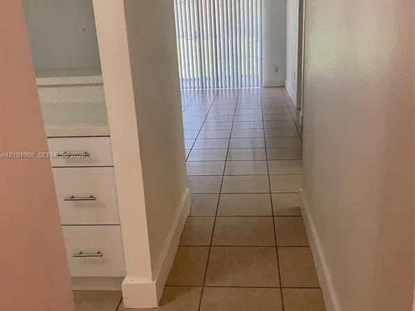 19825 SW 114th Ave, Miami, FL