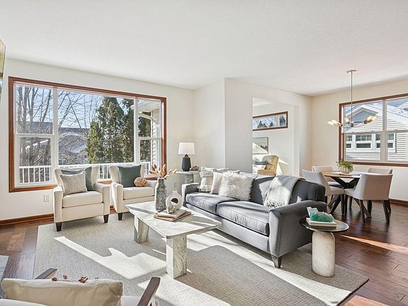4th image of 3582 Lemieux Cir