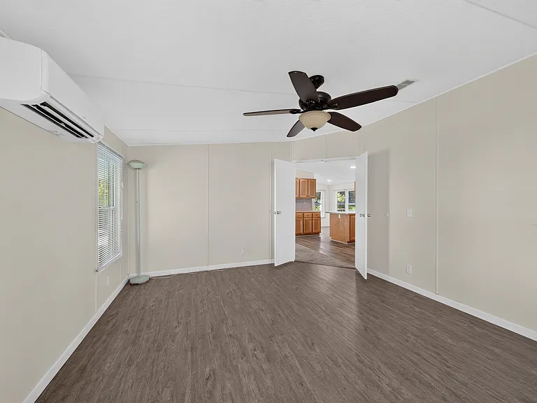 322 Cedar Creek Rd — Photo 16